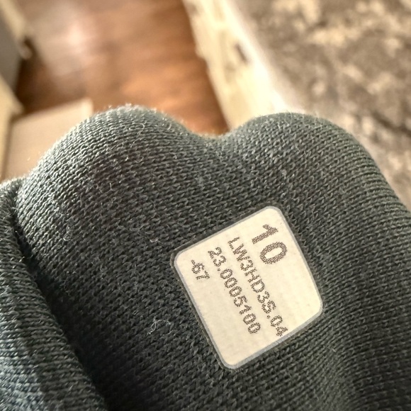 Women's Lululemon Relaxed Define Jacket - Picture 4 of 5